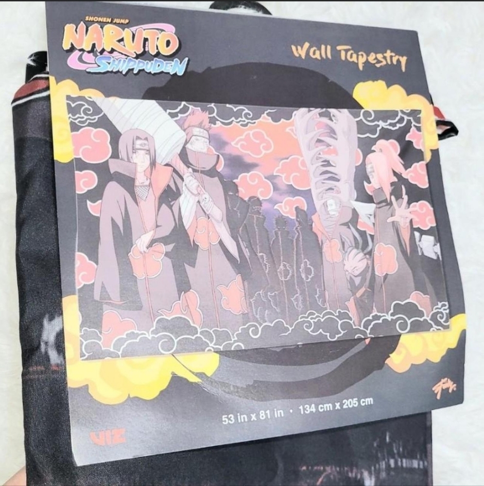 Spencer's Black & Red Naruto Wall Tapestry! ✨️ NWT